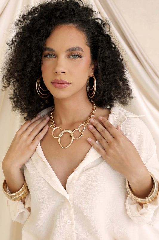 Interlocking Chain Necklace by Ettika