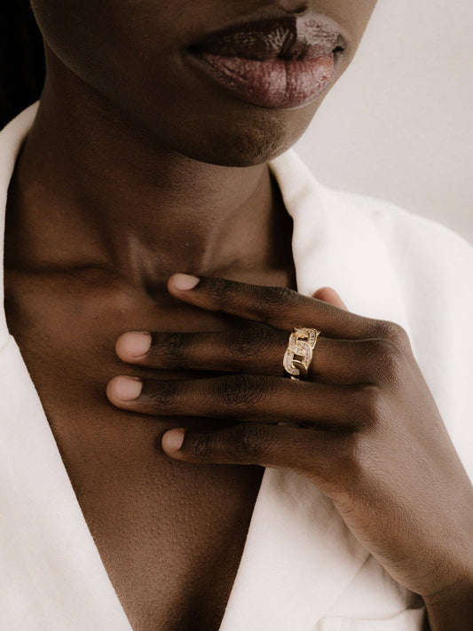 Crystal Link Ring by Ettika