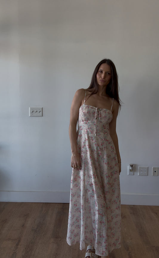 Emma Falls In Love Midi