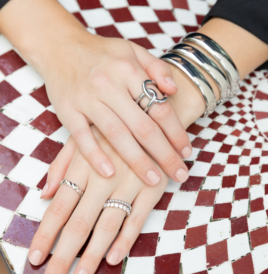 Ari Round Cut Ring