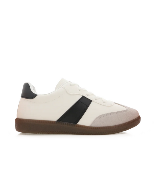 Adrina Sneaker