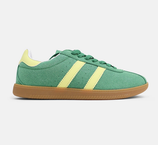 Huckle Tennis Shoe