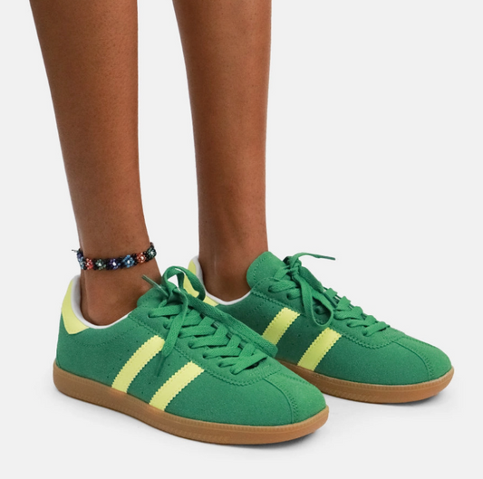 Huckle Tennis Shoe