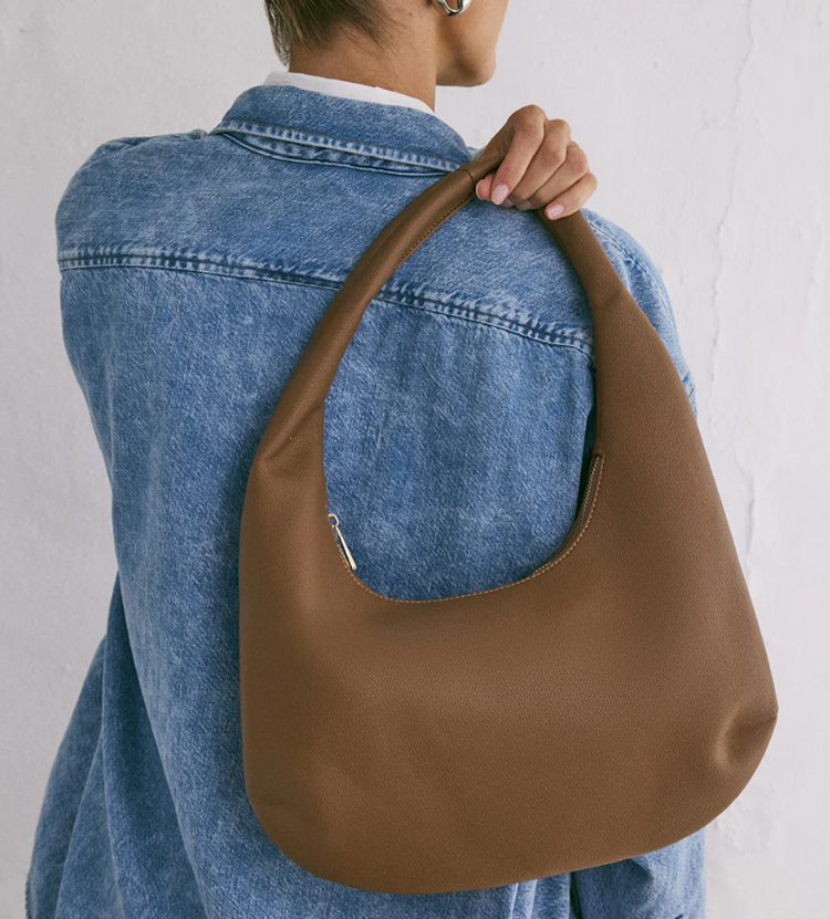 Sandy Shoulder Bag